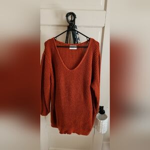 Old Navy Women's Deep V-Neck Chunky Knit Sweater in Rust